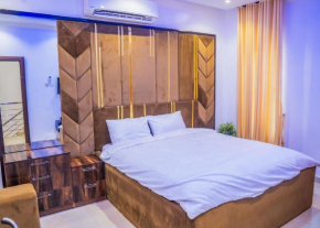 4 Bedroom Luxe Living- Magodo Phase 1 - 247 POWER